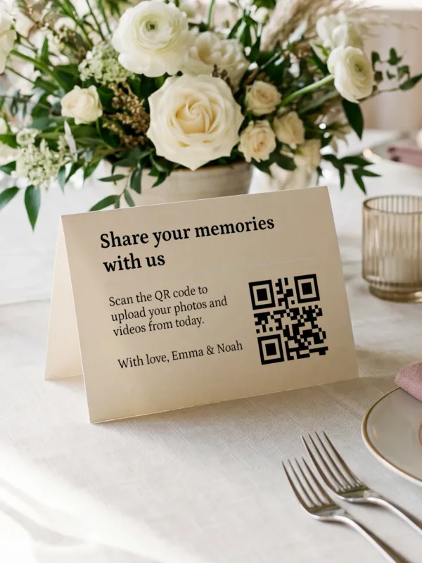 Wedding QR table cards at reception